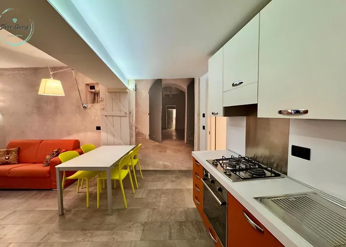 Casa Sulle Mura Lejlighed Loano